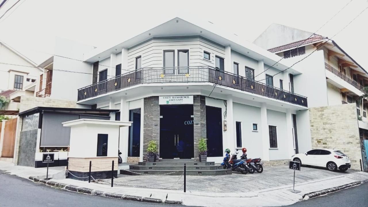 Cozy Residence Tomang Jakarta Luaran gambar