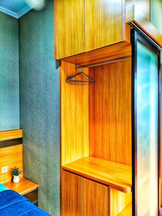 Cozy Residence Tomang Jakarta Luaran gambar