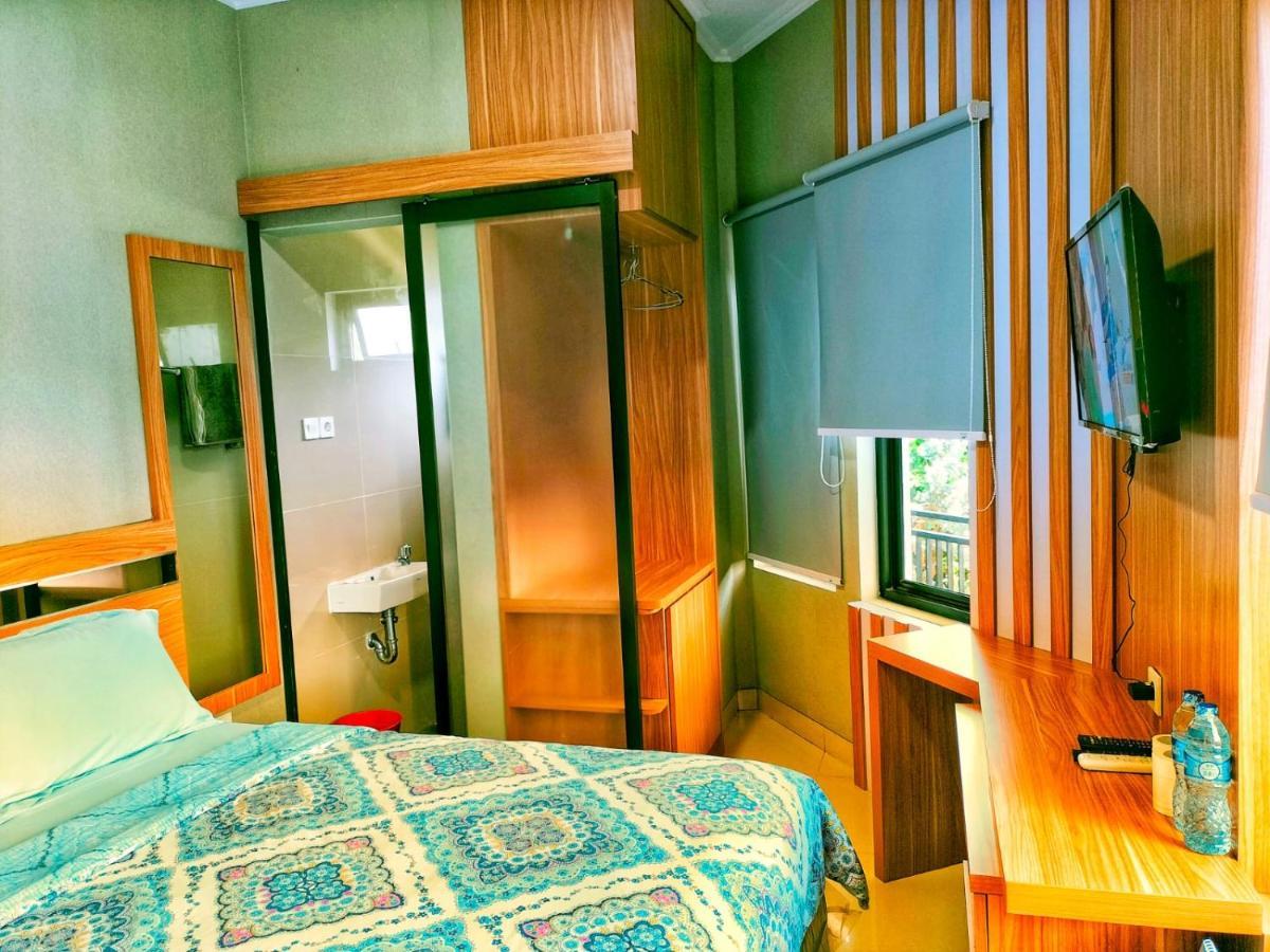 Cozy Residence Tomang Jakarta Luaran gambar