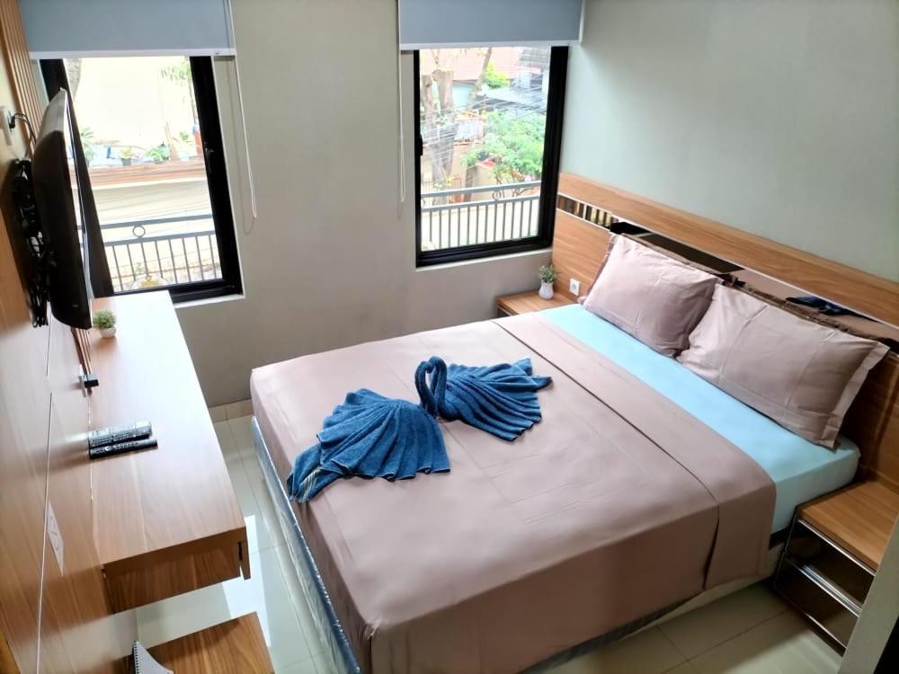 Cozy Residence Tomang Jakarta Luaran gambar
