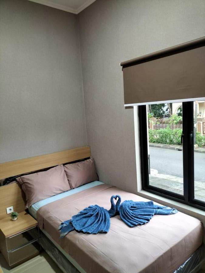 Cozy Residence Tomang Jakarta Luaran gambar